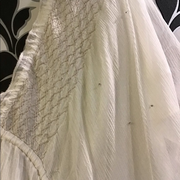 Free People embellished top-butterfly sleeves L - Picture 7 of 8